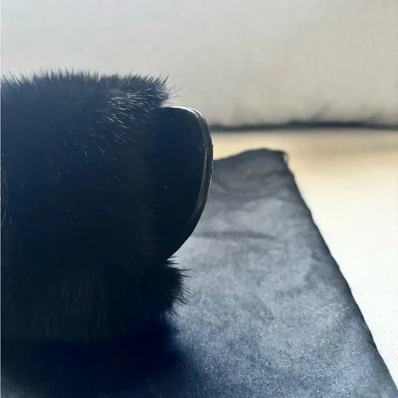 Saint Laurent Luxe Black Fur Sandals - Picture 9 of 11